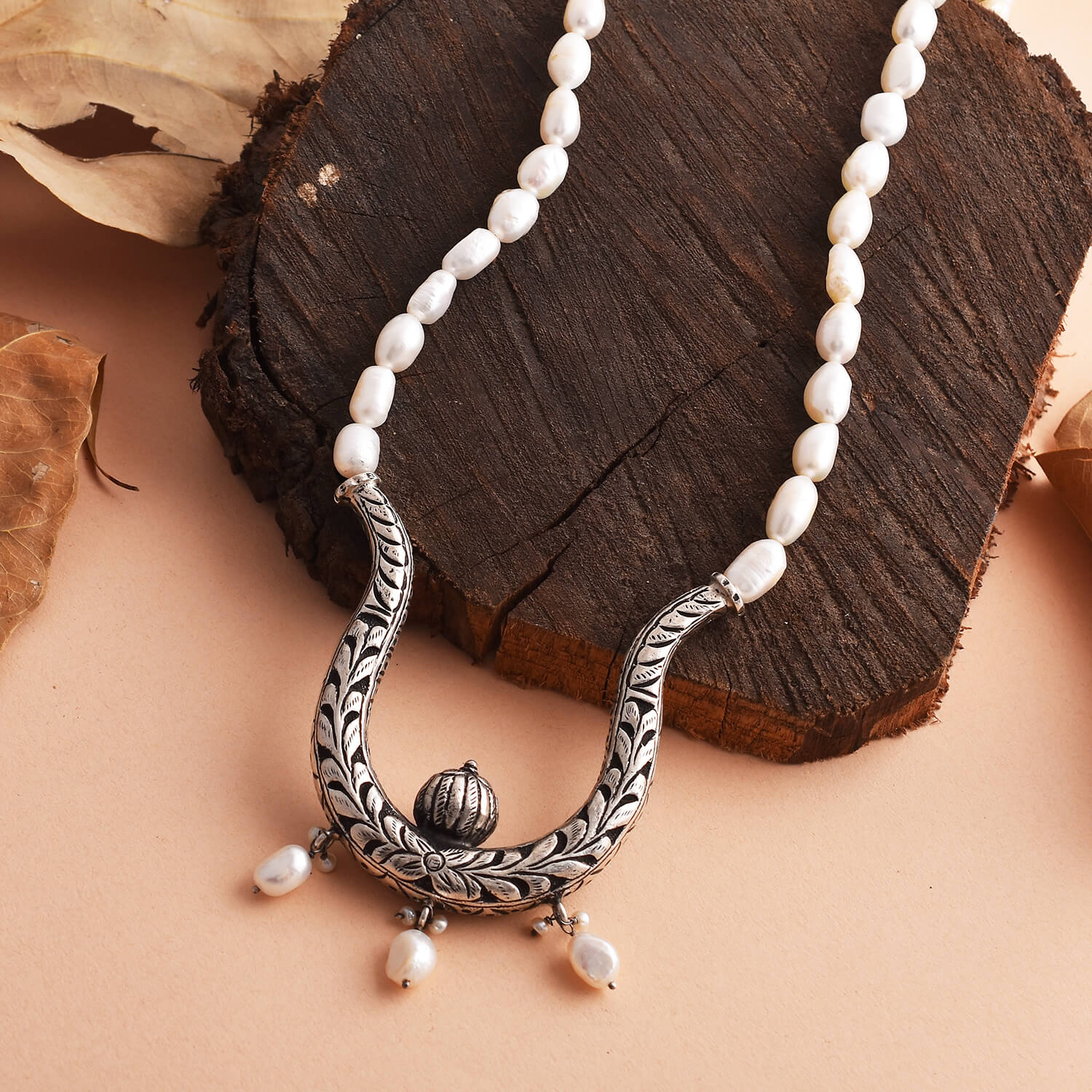 Buy Handmade Vintage Pearl Silver Necklace Online in India – MCJ