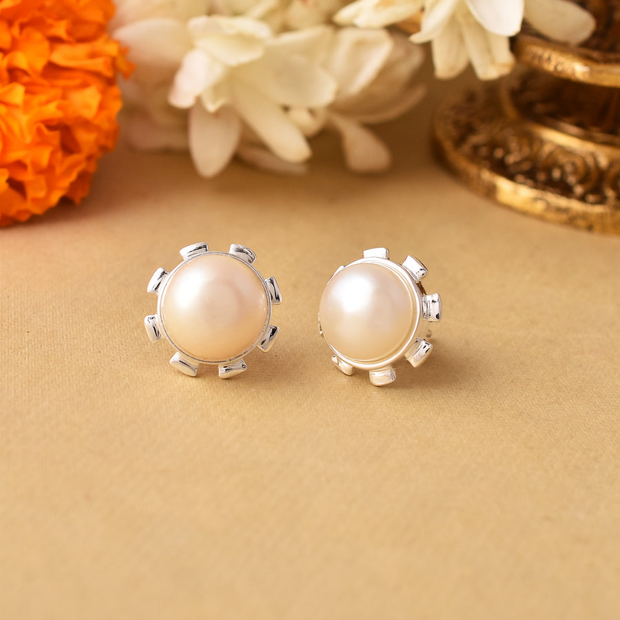 Petite Flower Pearl 925 Silver Stud Earrings