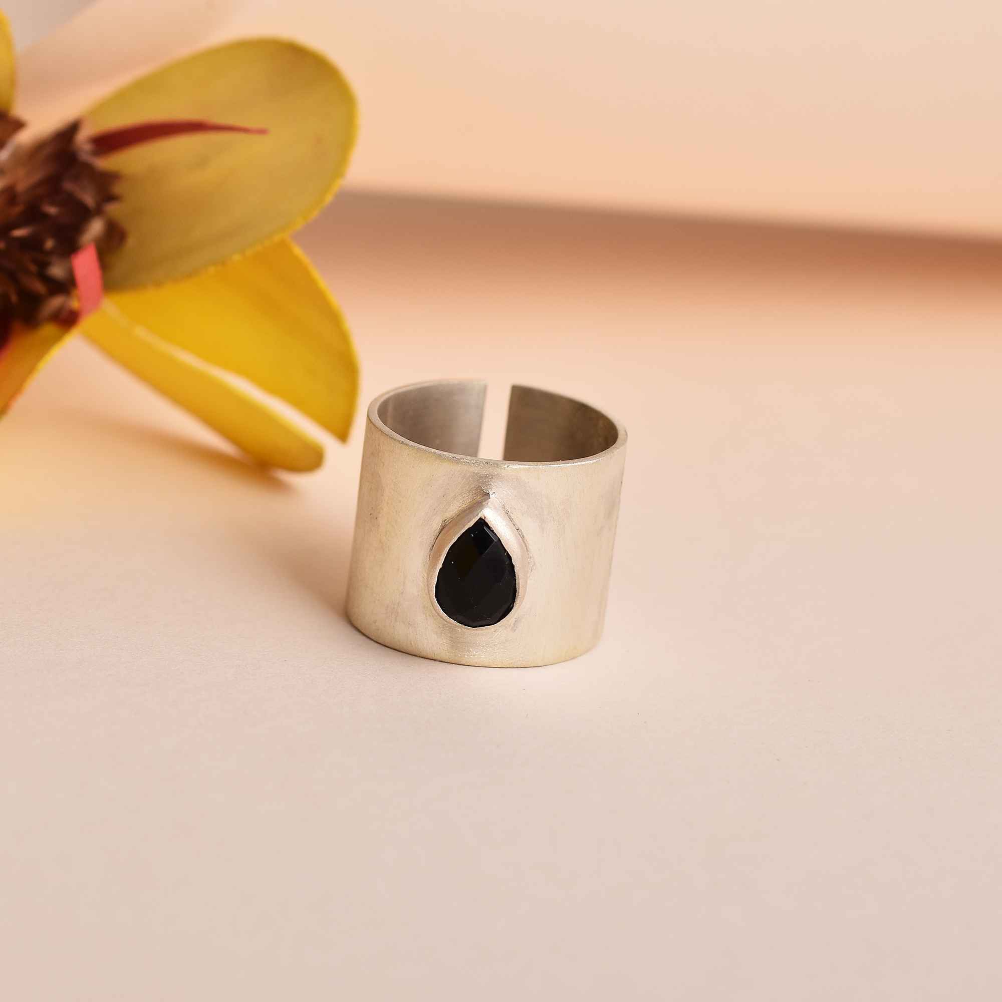 Silver Chall Fish Black Onyx Broad Challa Silver Ring – MCJ Jewels