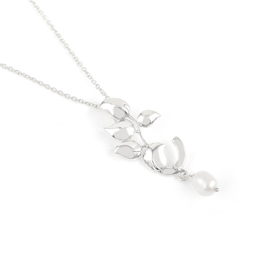Classic Leaf Pearl Silver Pendant Necklace4