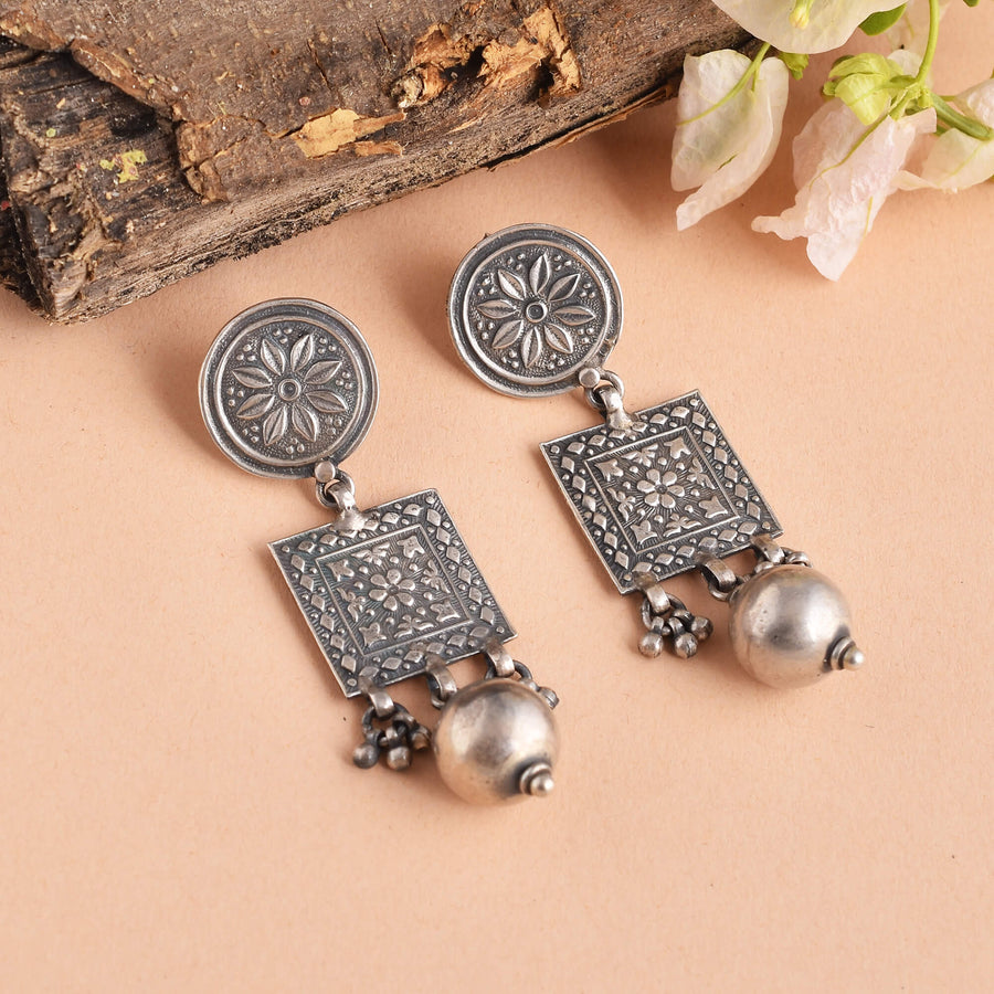 Sterling Silver Armour Design Earring